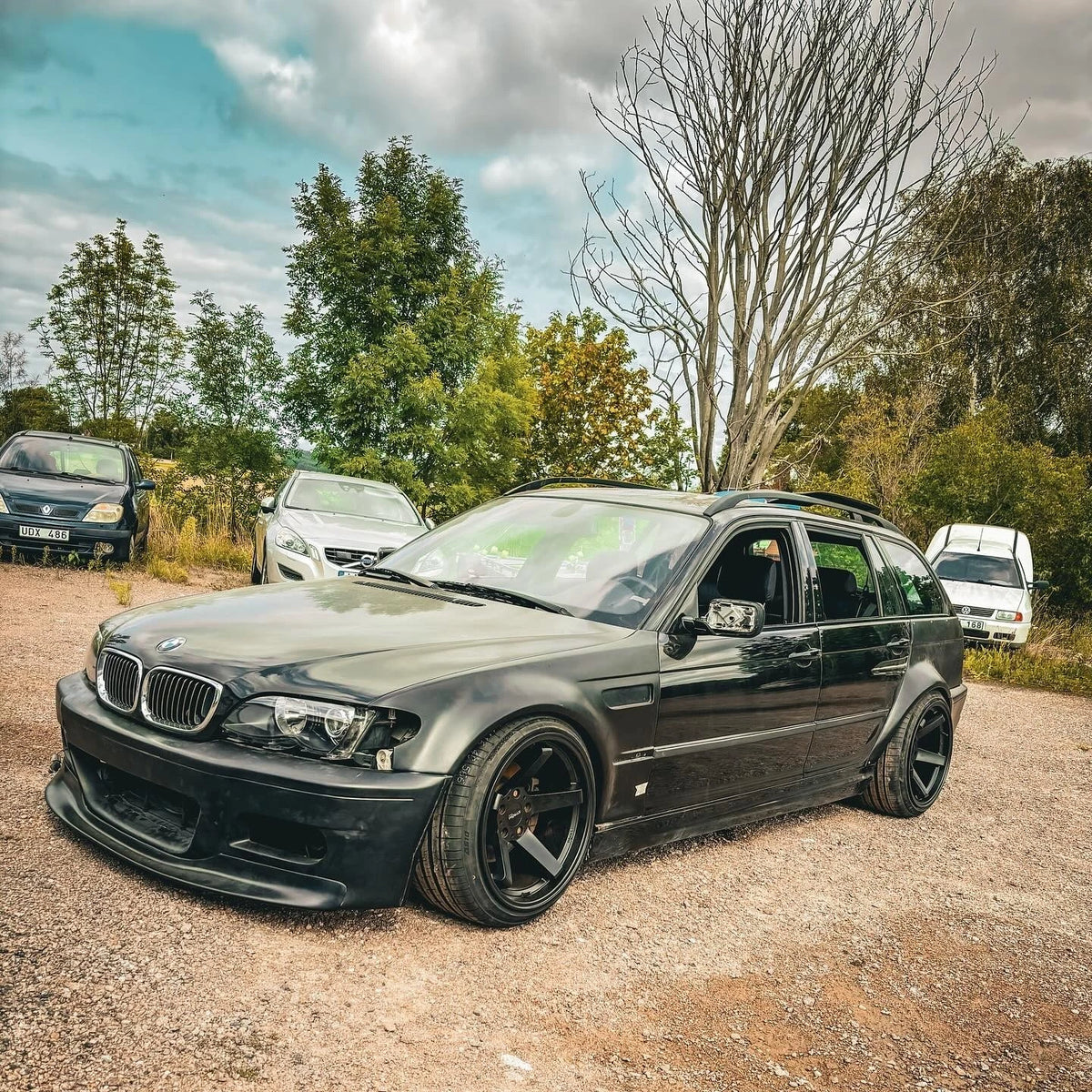 BMW e46 Touring facelift FENDERS BUMPERS SPOILER SIDE SKIRTS FULL BODY M3 Style